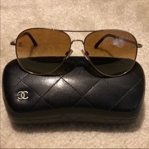 Chanel aviator sunglass